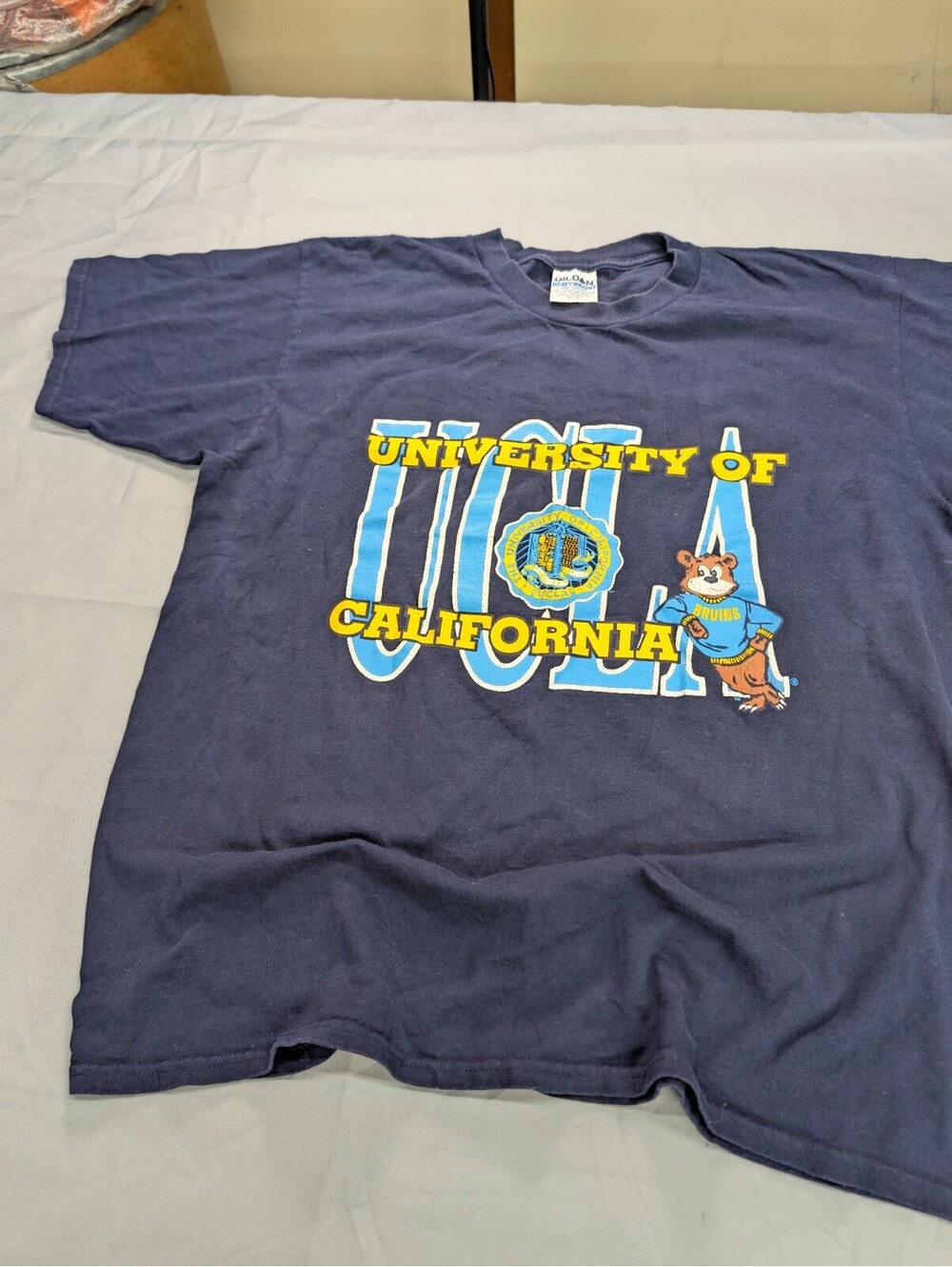 UCLA Bruins T Shirt Gildan Navy Blue XL Vintage Graphic Tee